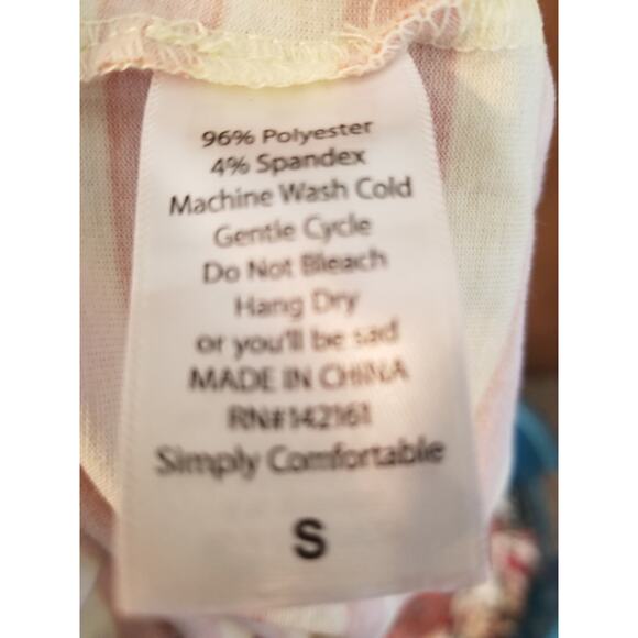 Nwot LULAROE JULIA DRESS Casual AZTEC Women's SIZE SMALL - Picture 2 of 8